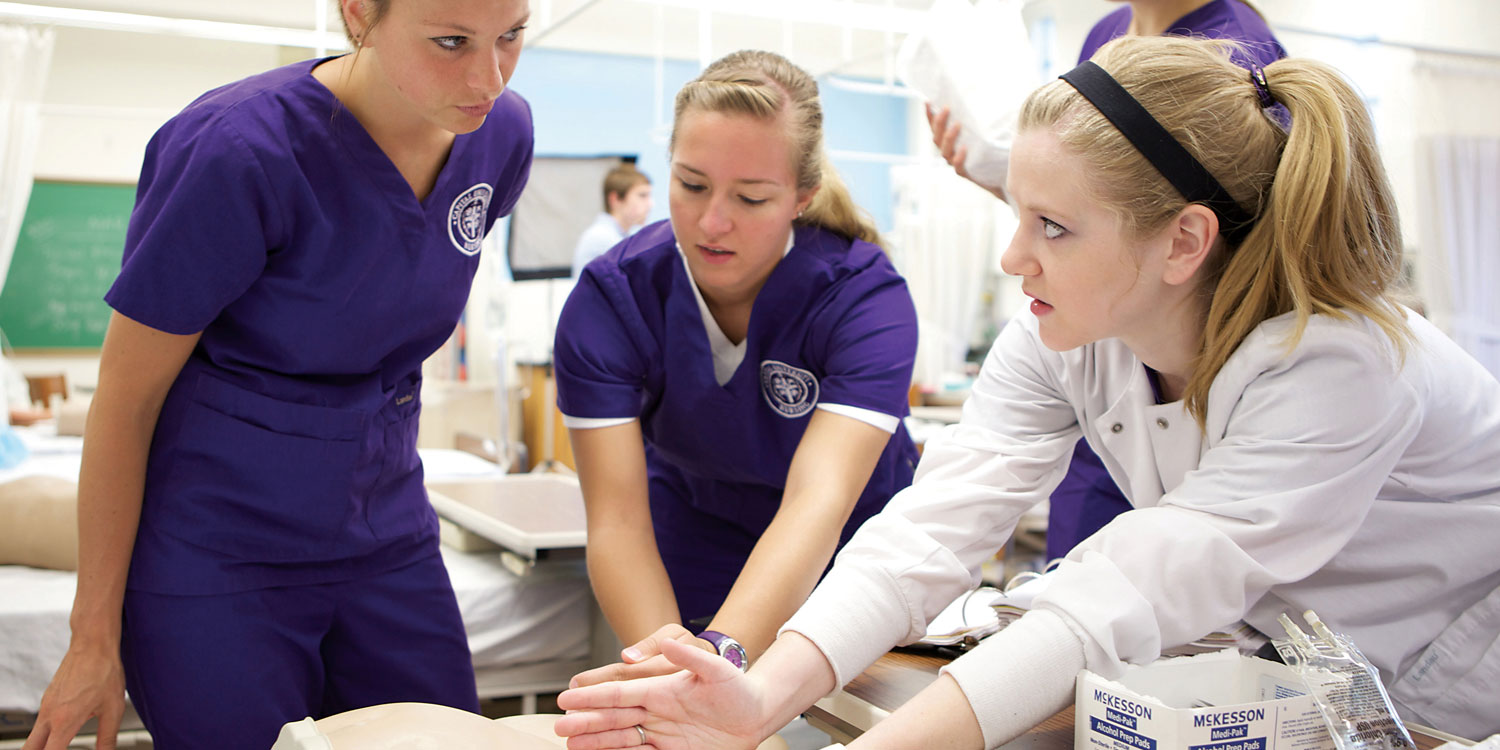 A group of 3 nursing students